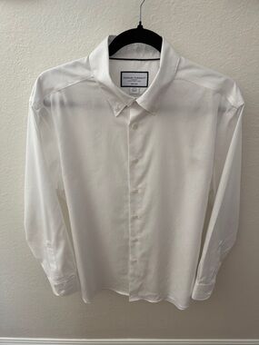 Charles Tyrwhitt Men's White Button-Down Dress Shirt